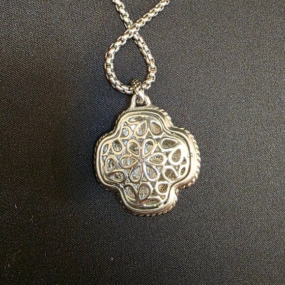 four leaf clover necklace turquoise two tone rhodium setting with cubic zirconia - Picture 5 of 8